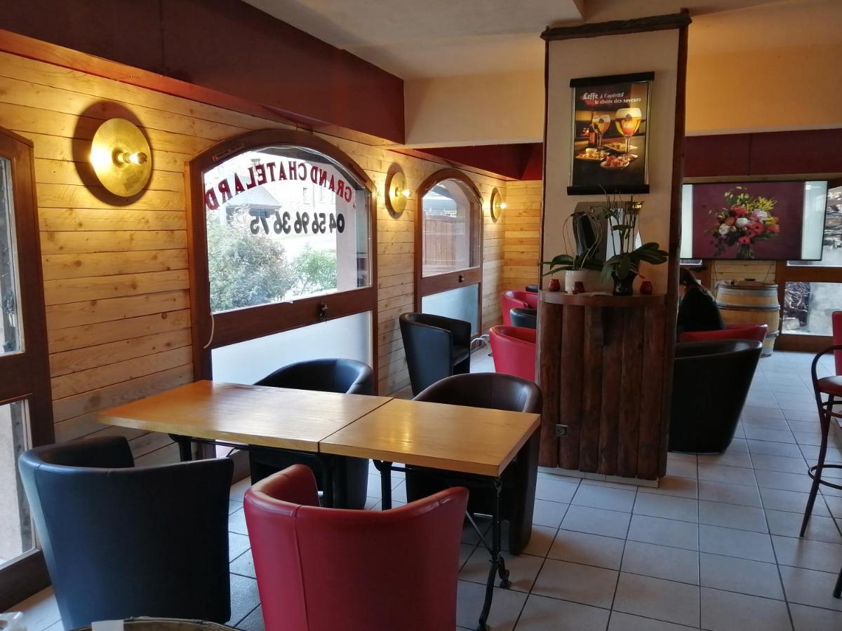 Le Grand Chatelard Hotel Bar Restaurant Sainte-Marie-de-Cuines 外观 照片
