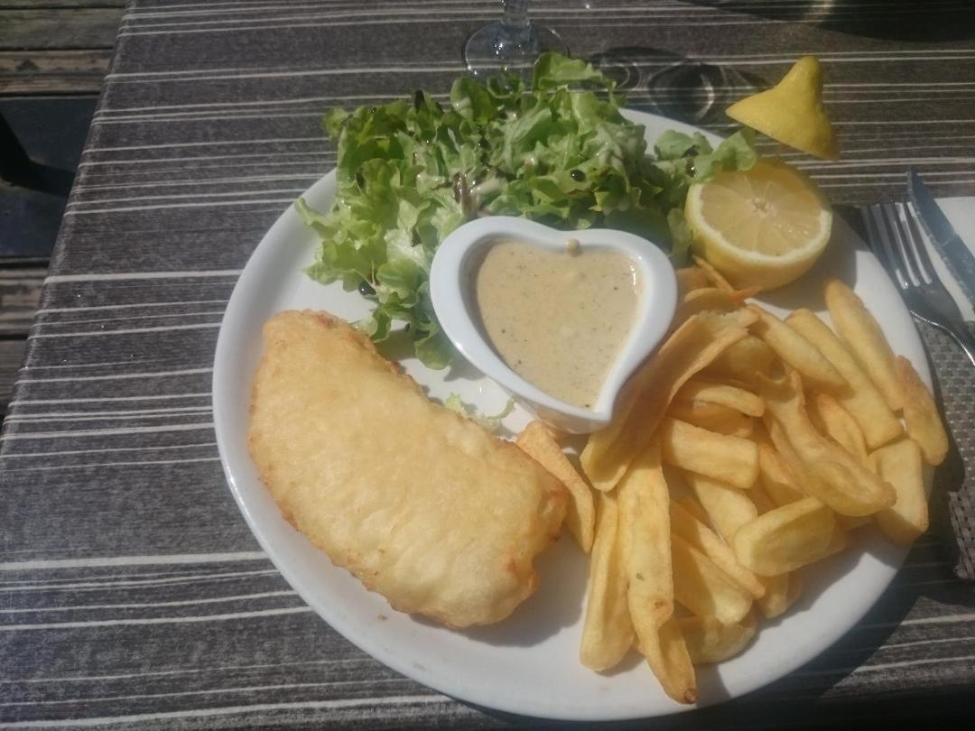 Le Grand Chatelard Hotel Bar Restaurant Sainte-Marie-de-Cuines 外观 照片