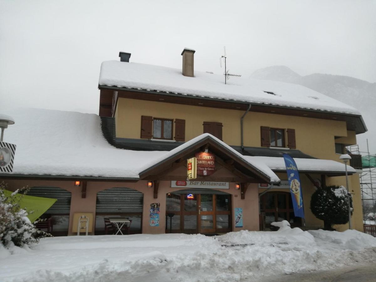 Le Grand Chatelard Hotel Bar Restaurant Sainte-Marie-de-Cuines 外观 照片